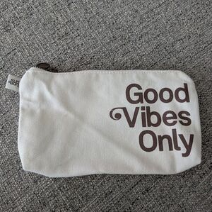 Sun Bum Good Vibes Only Pouch